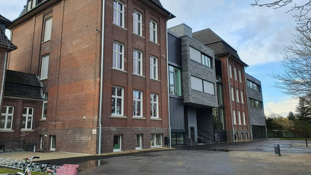 Schulgarten für die Montessori-Schule Kleve - Viele schaffen mehr